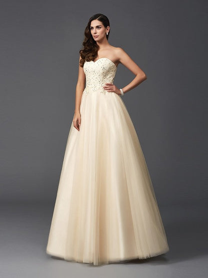 A-Line/Princess Sweetheart Beading Sleeveless Long Net Dresses