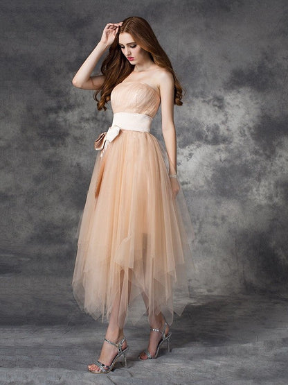 A-line/Princess Strapless Bowknot Sleeveless Long Woven Satin Dresses