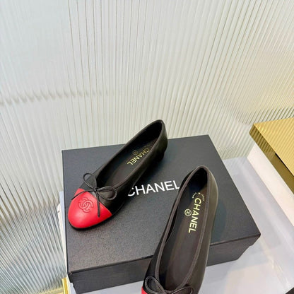 Chanel Crumpled Shiny Cap Toe CC Ballerina Flats Black Red