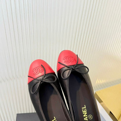 Chanel Crumpled Shiny Cap Toe CC Ballerina Flats Black Red