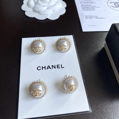 EN – Lux Earring Chanel 019