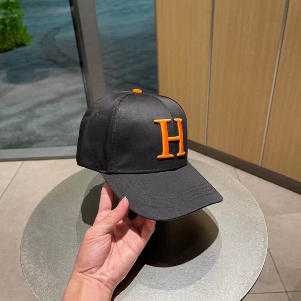 Hermes New Carriage Baseball Cap Black