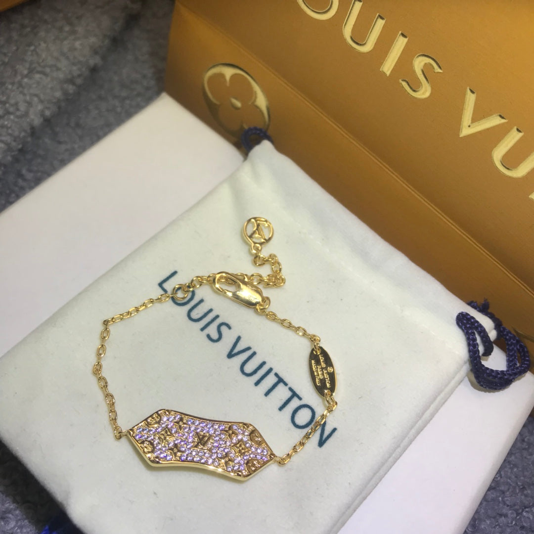 Combo EN – Lux LV Necklaces 101
