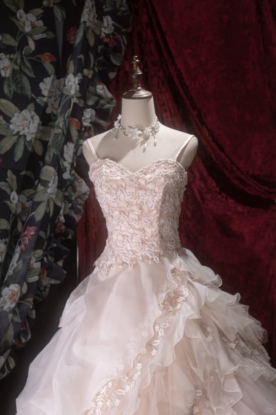 Gorgeous Pink Spaghetti Strap Lace Applique Ruffled Tulle Formal Ball Gown TP5791