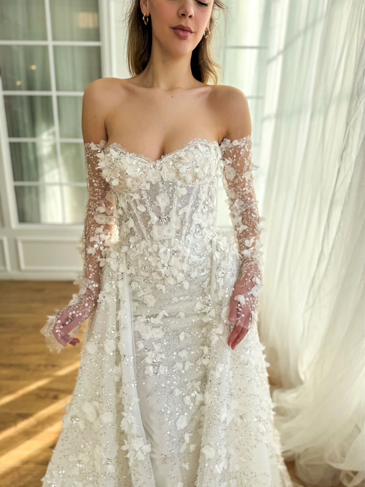 Elegant Ivory Strapless Sweetheart 3D Floral Sparkly Mermaid Detachable Tulle Beaded Long Train Wedding Dress TP5907