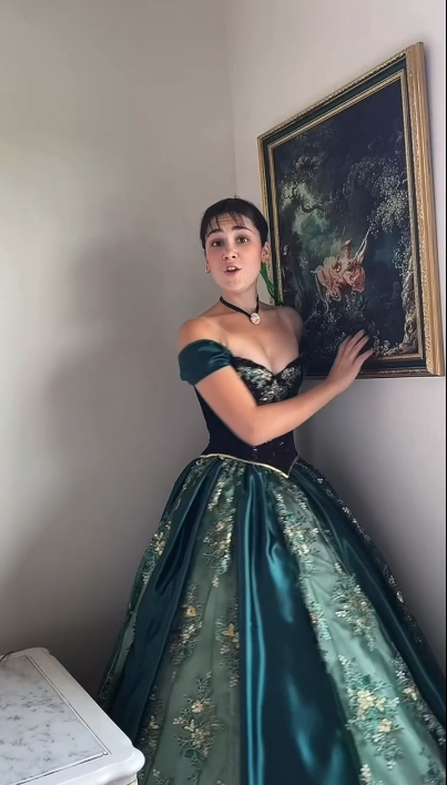 Vintage Off The Shoulder Green Satin Lace Applique Ball Gown Sweet 16 Dress