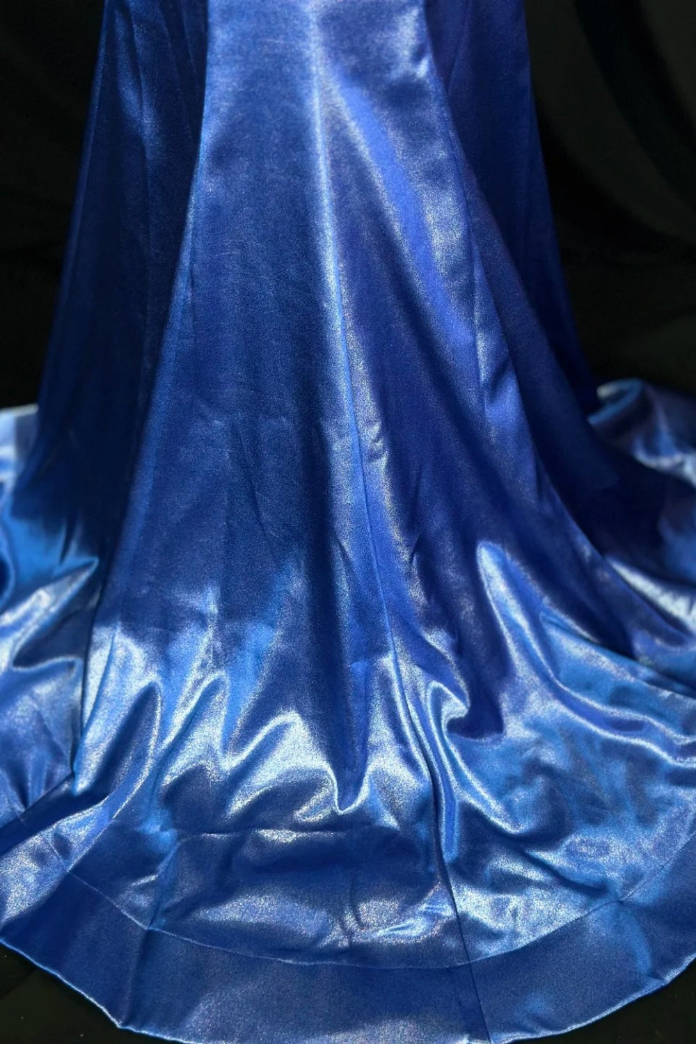 girlhomeshops-Exquisite Blue Cross - Back Rhinestone Evening Dress gh5847