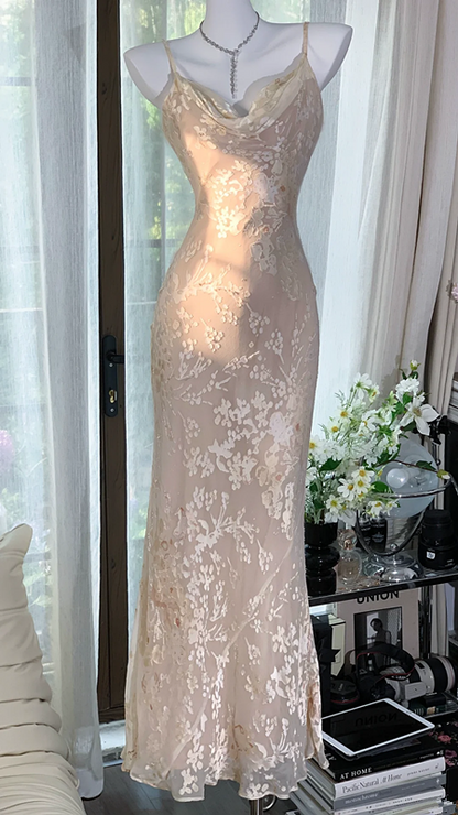 Light pink halter-neck fitted long floral print ball gown R7645