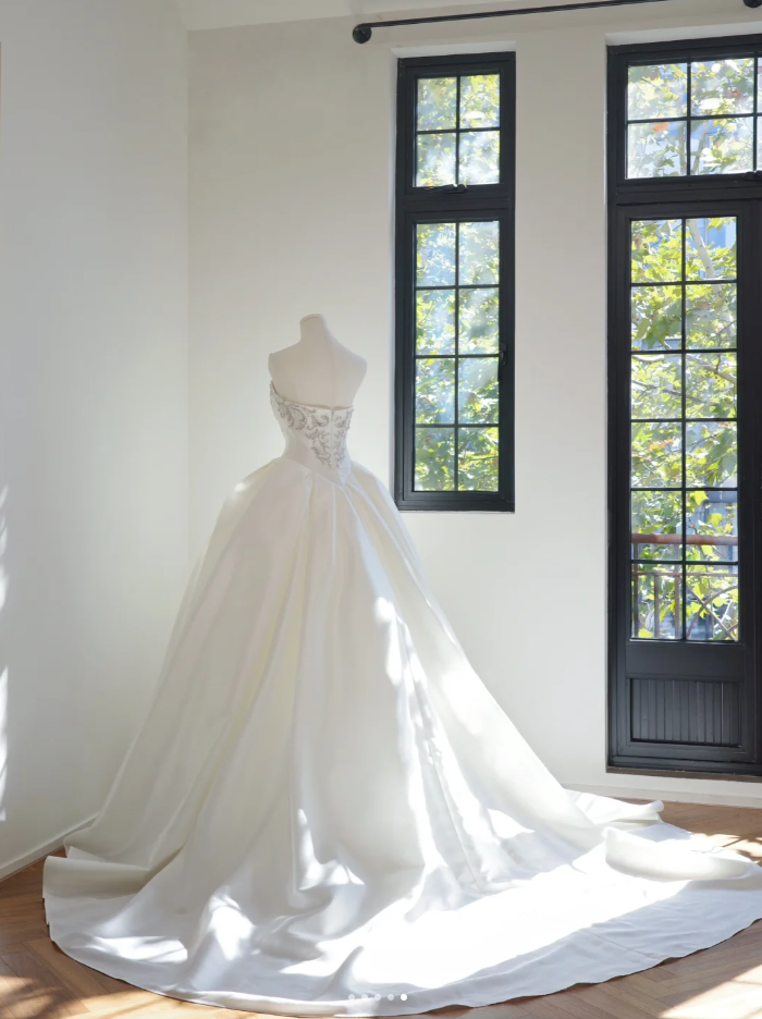 Elegant Strapless White Satin Beaded Ball Gown Long Wedding Dress