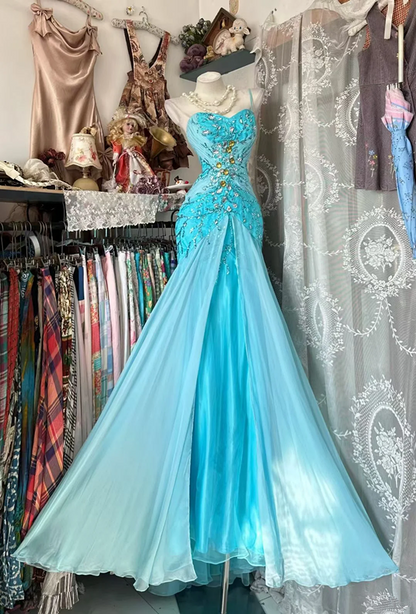 Light blue halter-neck, fitted, bodycon, sexy fishtail long ball gown R8117