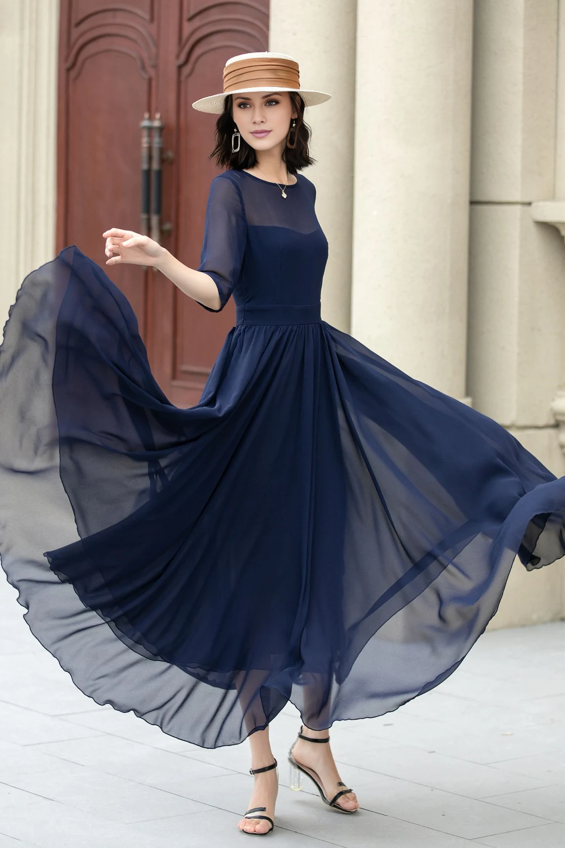 Ship Neck Short Sleeve Chiffon Horn Long Prom Dress