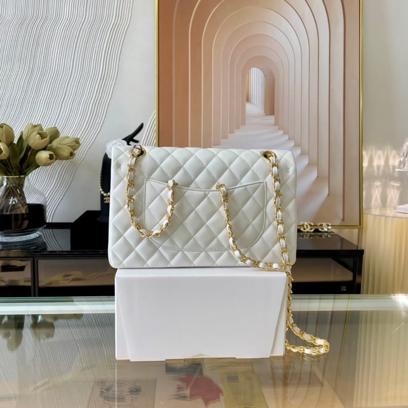 Chanel Classic Medium Handbag White 25Cm A01112