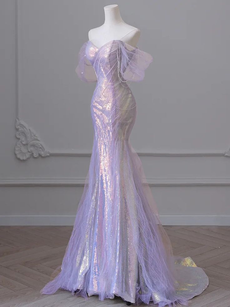 Women Evening Dress with Puff Sleeves Tassel Pearls Tulle Train Prom Gown