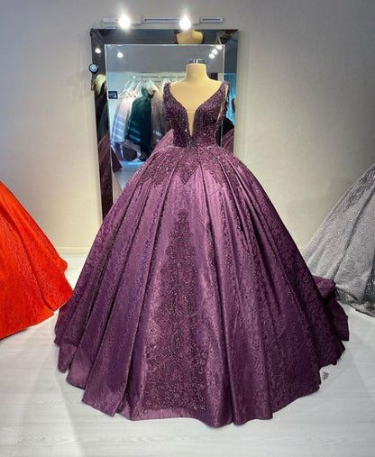 Elegant Ball Gown Quinceanera Prom dresses Applique Lace Sweet 16 Formal Dress