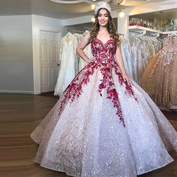 Quinceanera Dresses Appliqued Sequins Sweetheart Tulle Floor Length Sweet 16 Dresses Vestidos De Ball Gown Prom Dress