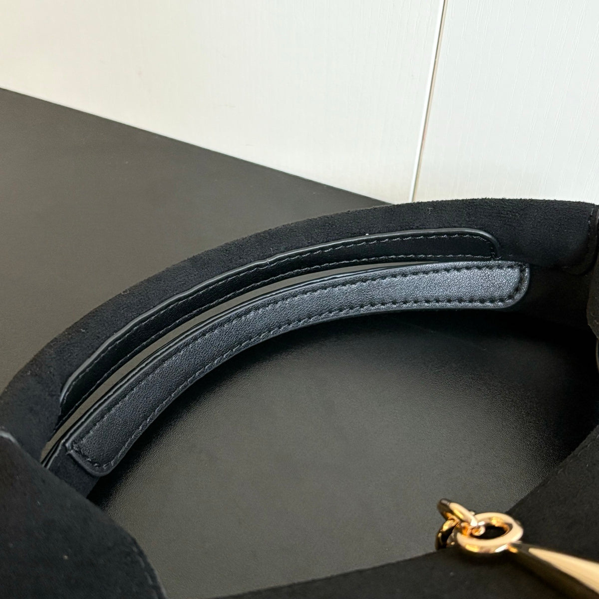 Gucci Softbit Medium Top Handle Bag Black 27Cm