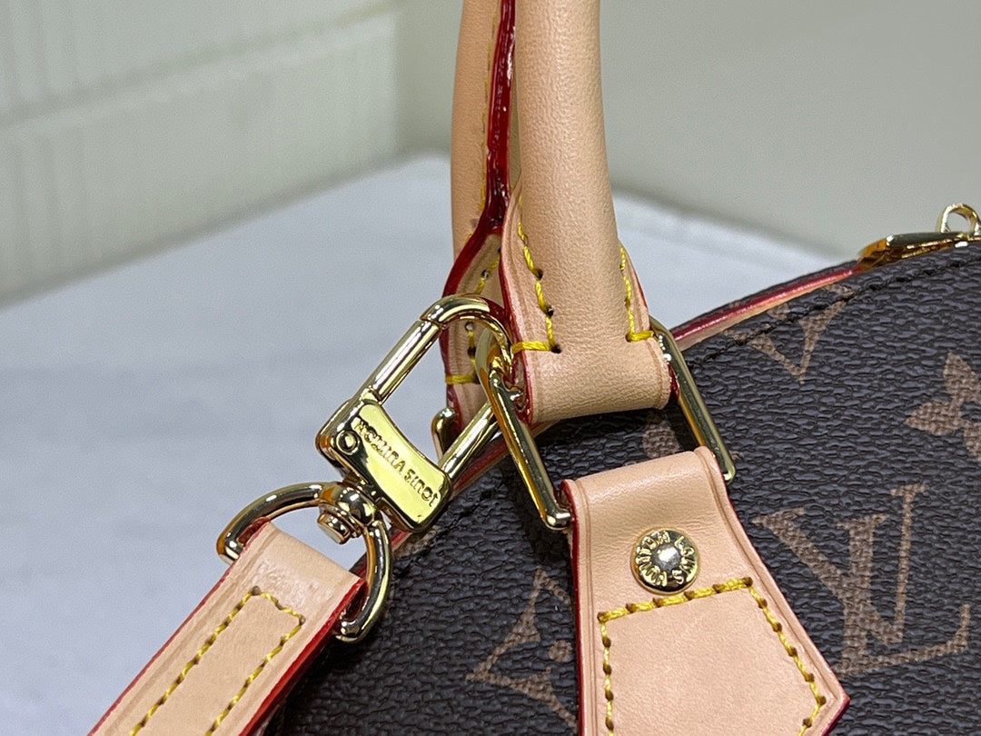 New Arrivals LUV 902