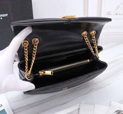 Saint Laurent Loulou Small Chain Bag In Matelassé Y Black Gold 23Cm 494699DV7271000