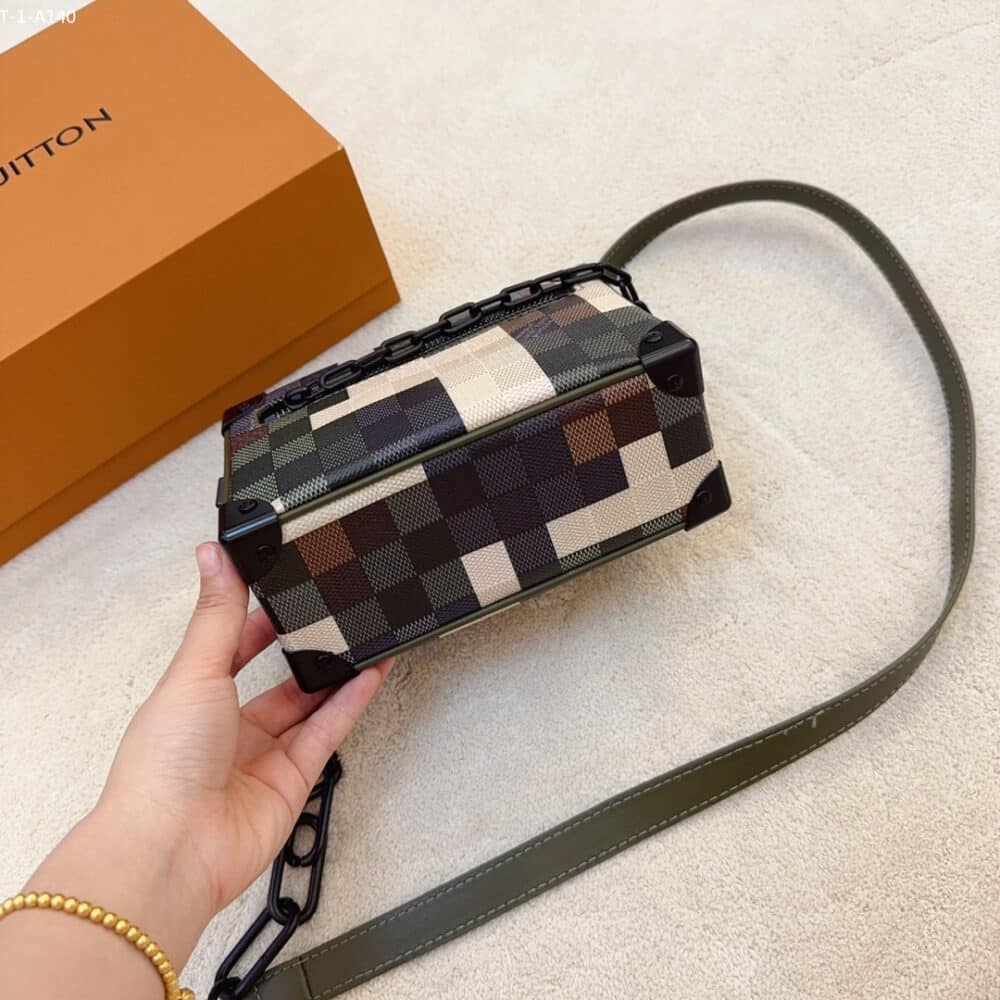 Louis Vuitton Mini Soft Trunk Green 20Cm M24581