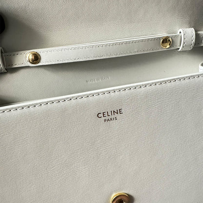 WALLET ON CHAIN MARGO in Shiny calfskin