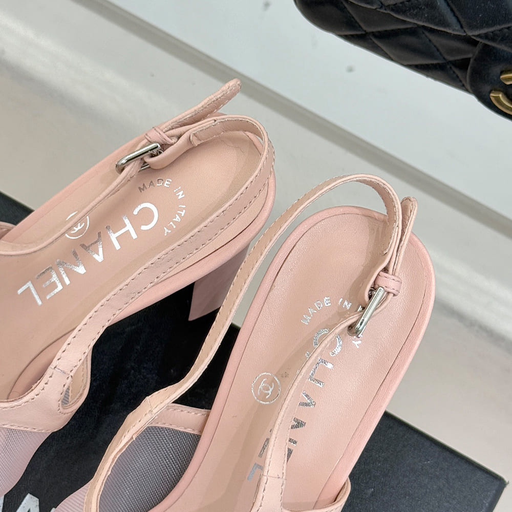 CHANEL Slingbacks
