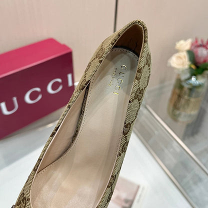 GUCCI Women’s pump with Horsebit