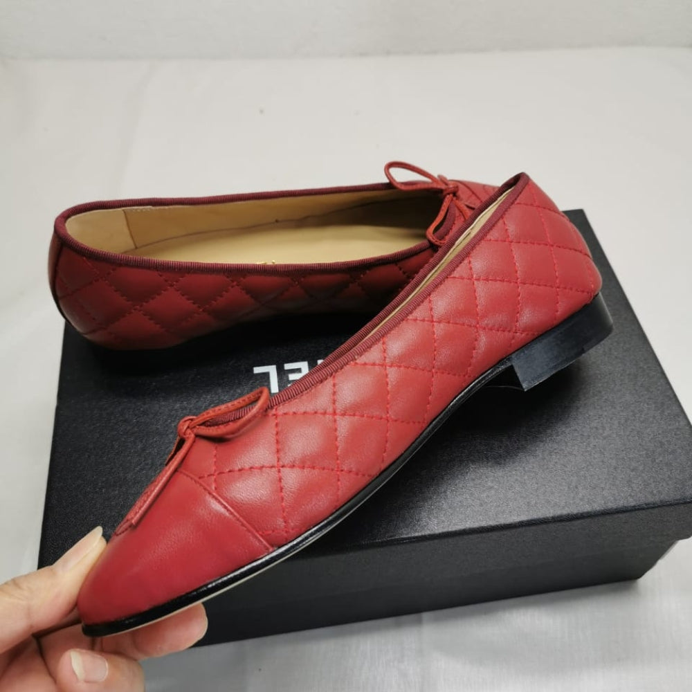 Chanel Ballerina Flat Shoes In Red