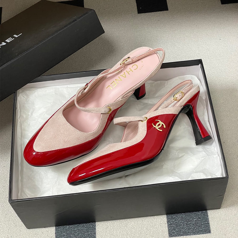 CHANEL Slingbacks