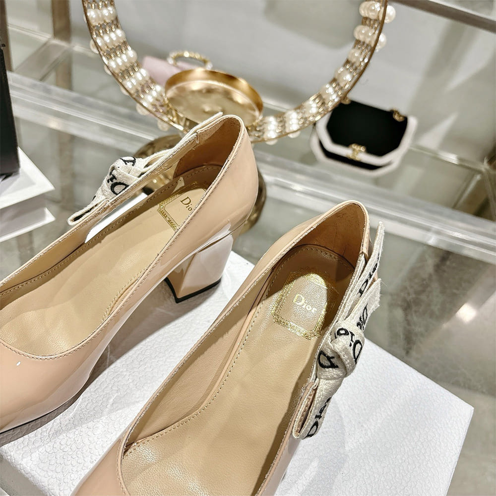 J’Adior Pump