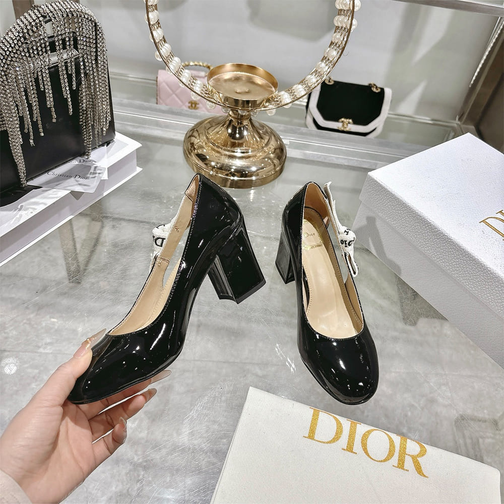 J’Adior Pump