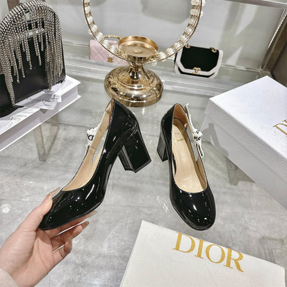 J’Adior Pump
