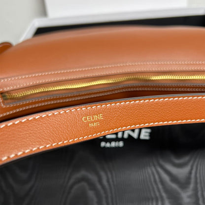 CELINE MEDIUM HELOISE BAG(HIGH-END GRADE)
