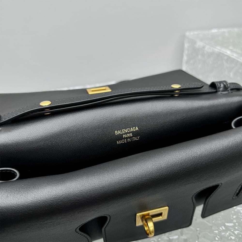 Balenciaga Women’s Bel Air Clutch On Strap Small(HIGH-END GRADE)