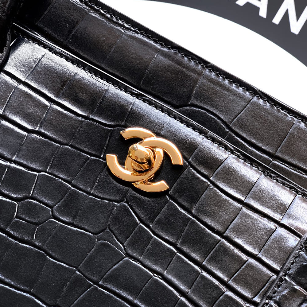 CHANEL Small Tote(HIGH-END GRADE)