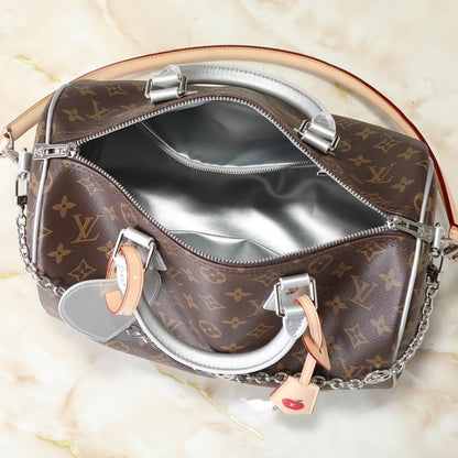 Louis Vuitton 57th Street NYC Speedy Bandoulière 30 Monogram Silver 30cm M27324
