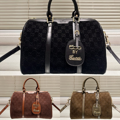 Gucci Small Jumbo GG Canvas Duffle Bag Black 30Cm