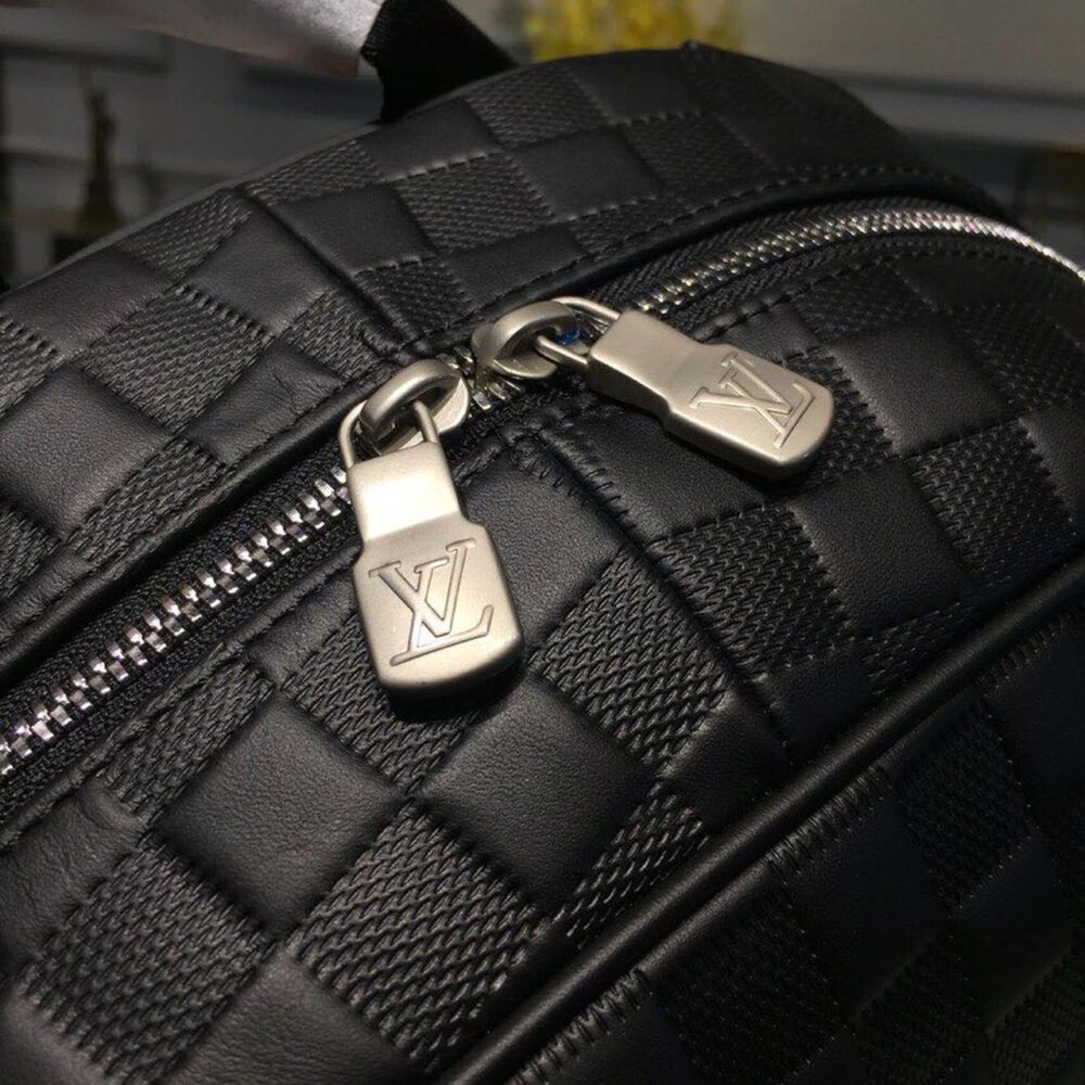 Louis Vuitton Campus Backpack Damier Infini Onyx Silver 39Cm LV N40306