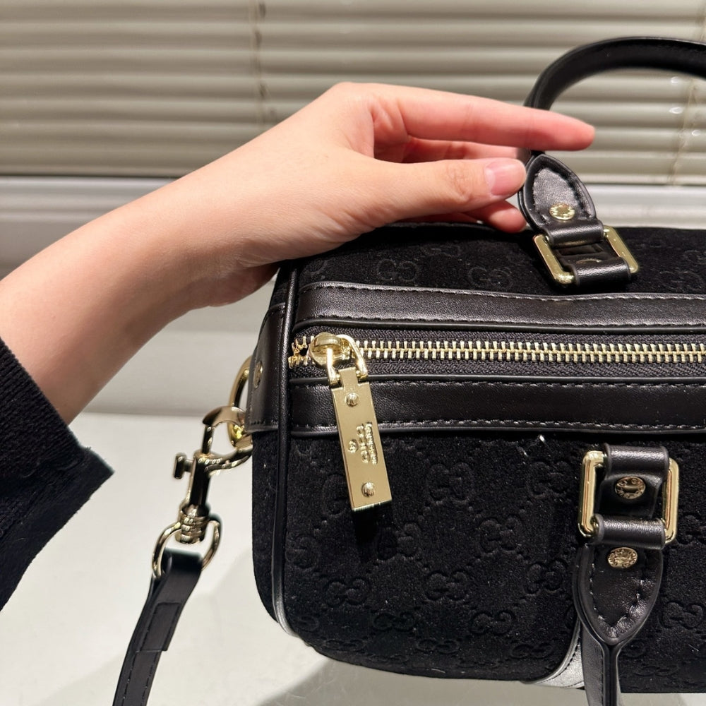 Gucci Small Jumbo GG Canvas Duffle Bag Black 30Cm