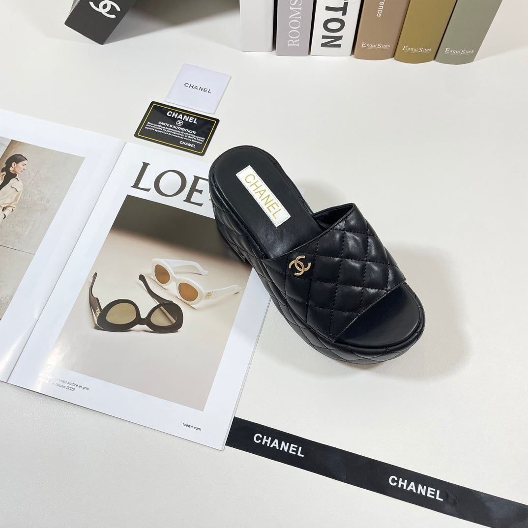 Luxury  CHL 077
