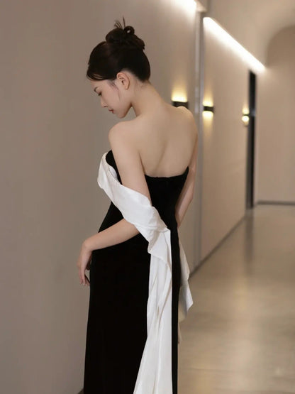 Sexy Sheath Strapless Black Satin Long Evening Gowns Prom Dresses