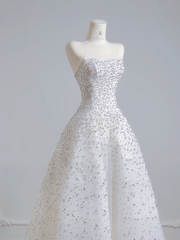 White strapless, fitted A-line long ball gown R8145