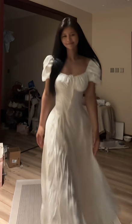 White puff-sleeved, fitted A-line skirt, sexy and elegant ball gown R8081