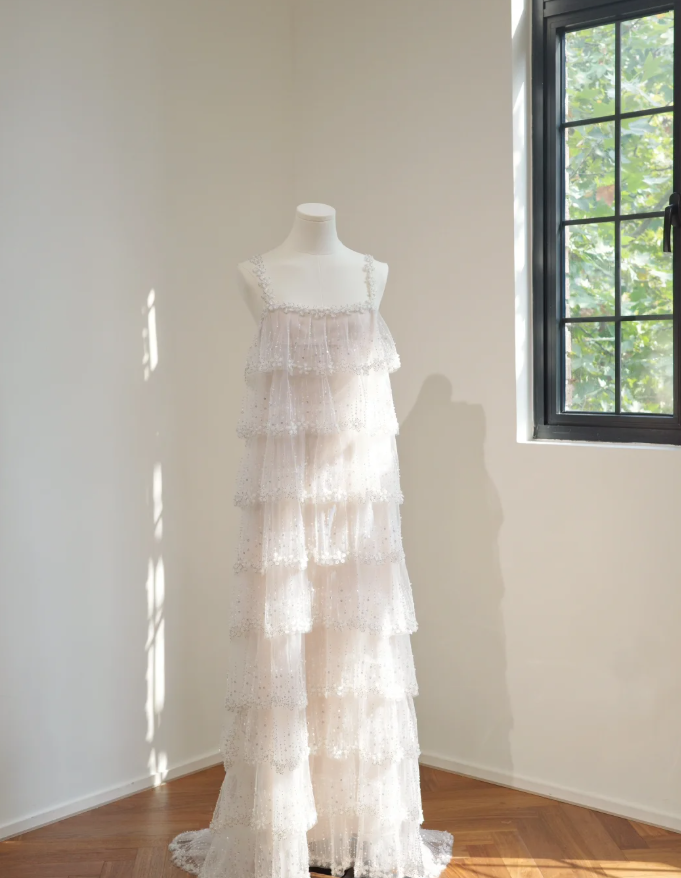Classy Spaghetti Straps Tulle Sequin Beaded Layered Long Birthday Prom Dress Party Gown