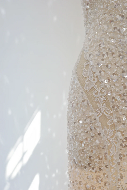 White V-neck fitted waist long sexy ball gown/bridal dress R8515