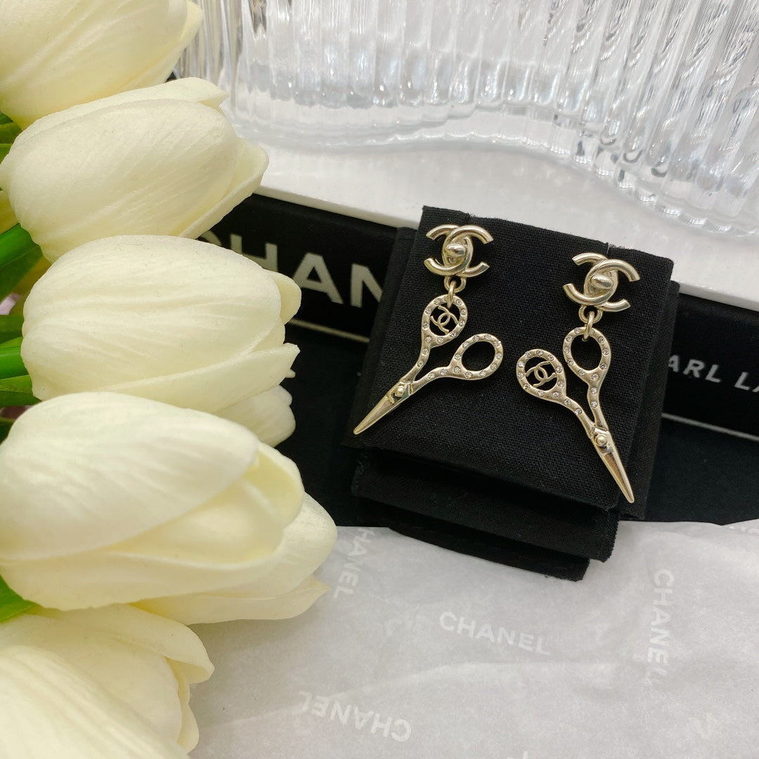 EN – Lux Earring Chanel 005