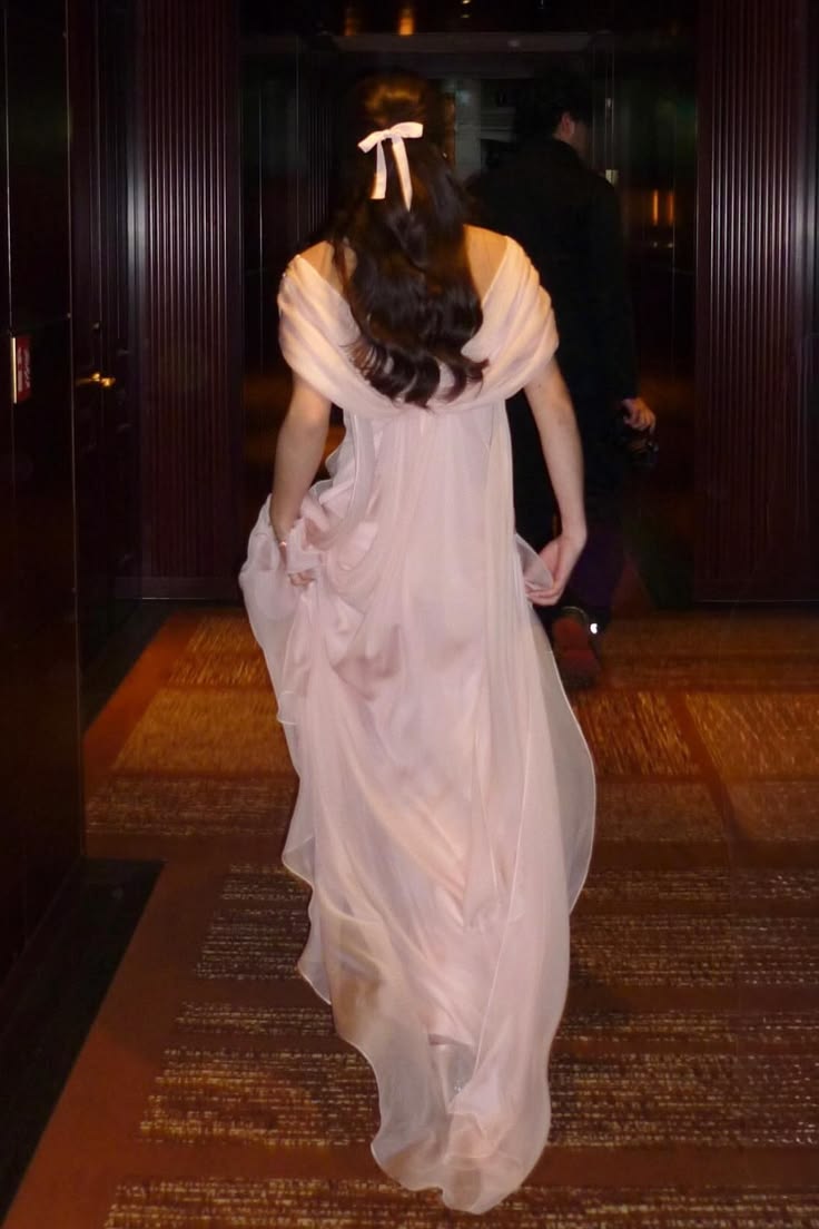 Elegant Pink Draped V-Neck Chiffon Evening Gown TP5731