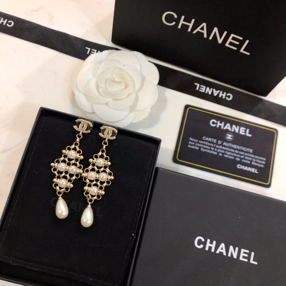 EN – Lux Earring Chanel 020