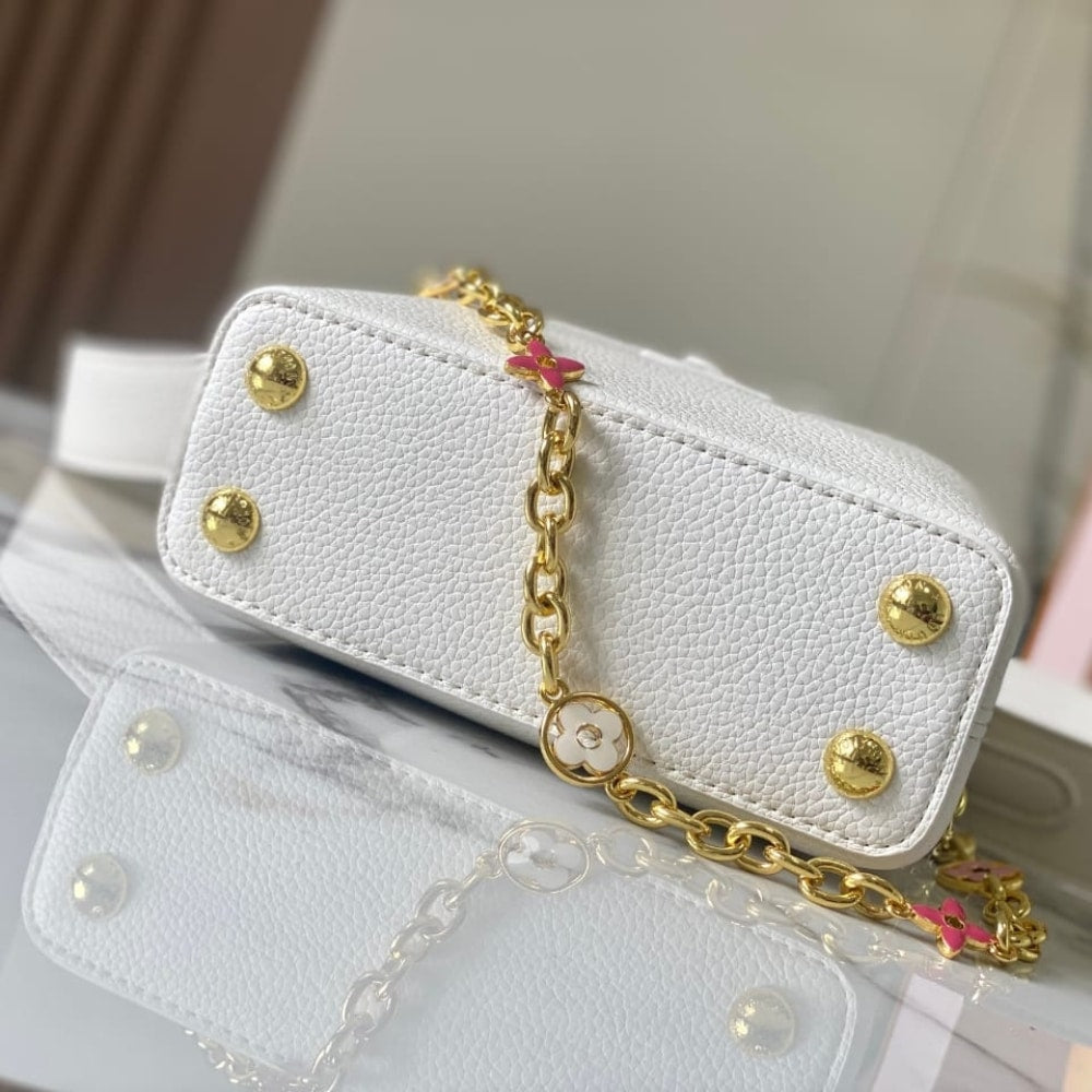 Louis Vuitton Capucines Mini White 21Cm M23718