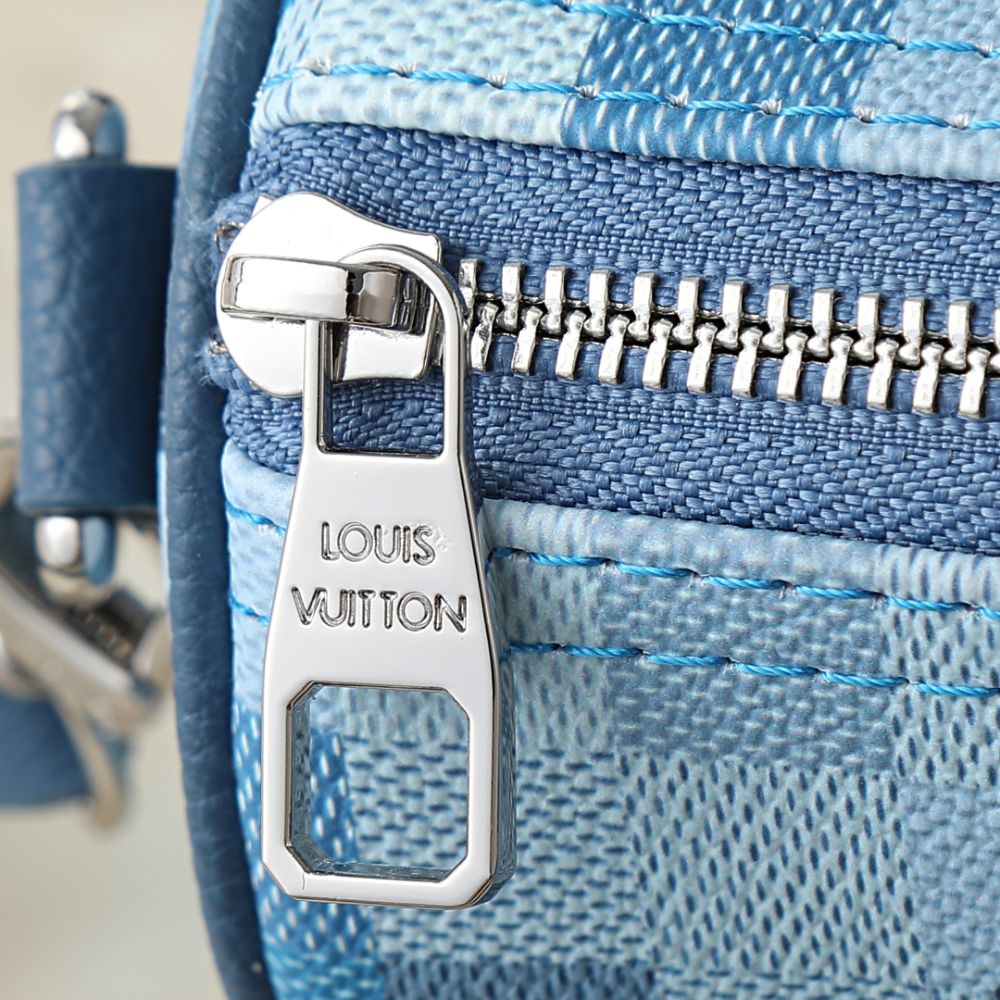 Louis Vuitton Keepall Bandoulière 25 Blue 25Cm M28600