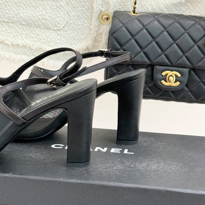 CHANEL Slingbacks